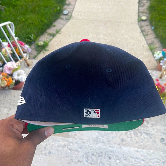 Milwaukee Brewers New Era MLB July 4th Workout Low Profile 59FIFTY Fitted Hat - Picture 3 of 5